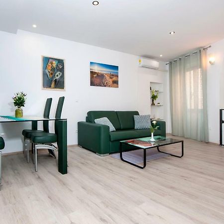 Studio Apartment Magic Rovinj Bagian luar foto